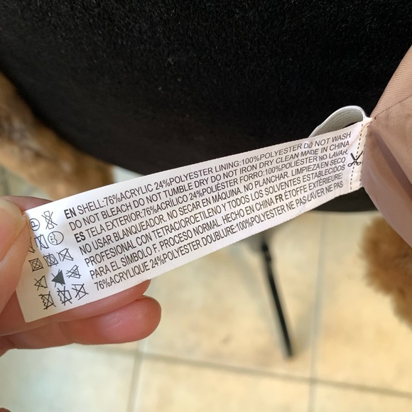 Forever 21 Women's Fur Vest Coat - Picture 7 of 9